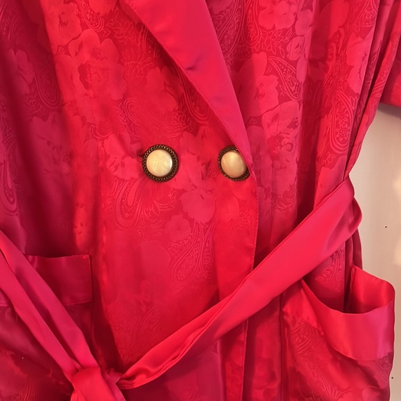 Vintage Victoria’s Secret Hot Pink Robe - Picture 2 of 5